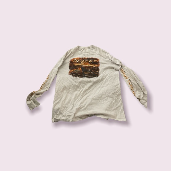 Vintage shirt, thrifted. Medium fit! - Picture 2 of 2